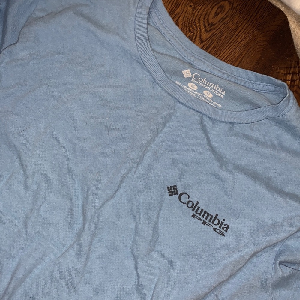 columbia t shirt
